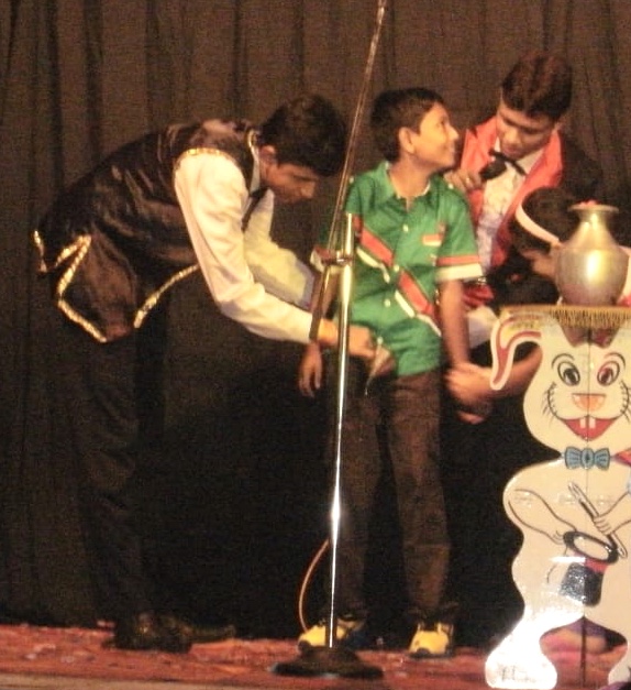 MAGIC SHOW AT SONARPUR PALLY UNAYAN SAMITY DURGA PUJA 2014 BY SONARPUR MAGICIAN A.SARKAR A